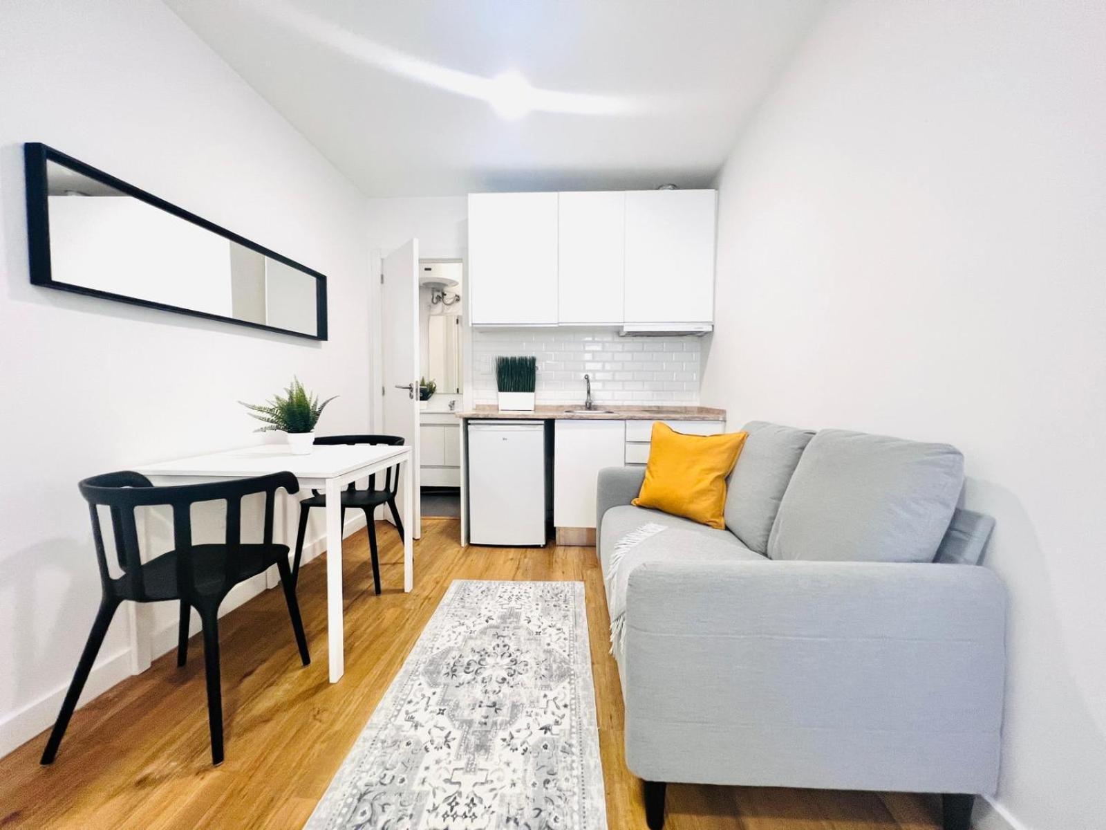 Lisbon, Location, Ideal For Tourists Apartment